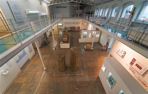  Le Musée du Théâtre des Nomades: Une célébration vibrante de l'histoire et du folklore !